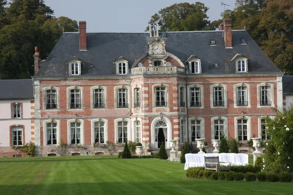 Velha mansão francesa — Fotografia de Stock