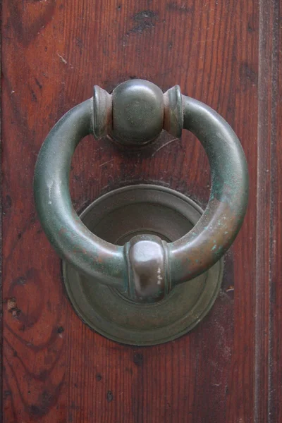 Old Knocker in Bonifacio — Stock Photo, Image