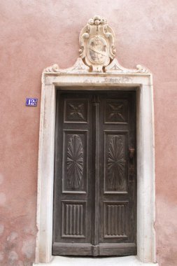 Bonifacio eski kapı