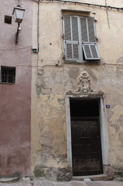 Bonifacio eski kapı