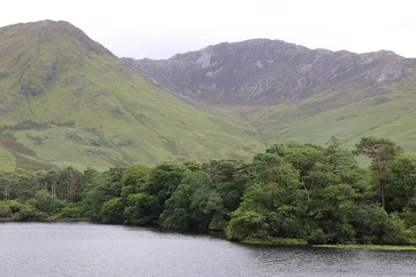 Kylemore Manastırı, İrlanda mirasının simgesel anıtı.
