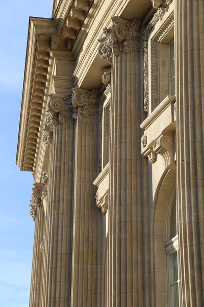 O grande palácio — Fotografia de Stock