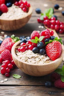 Çilek karışımı yulaf