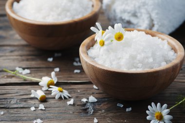 Tuz ile kaplıca tedavisi kavramı