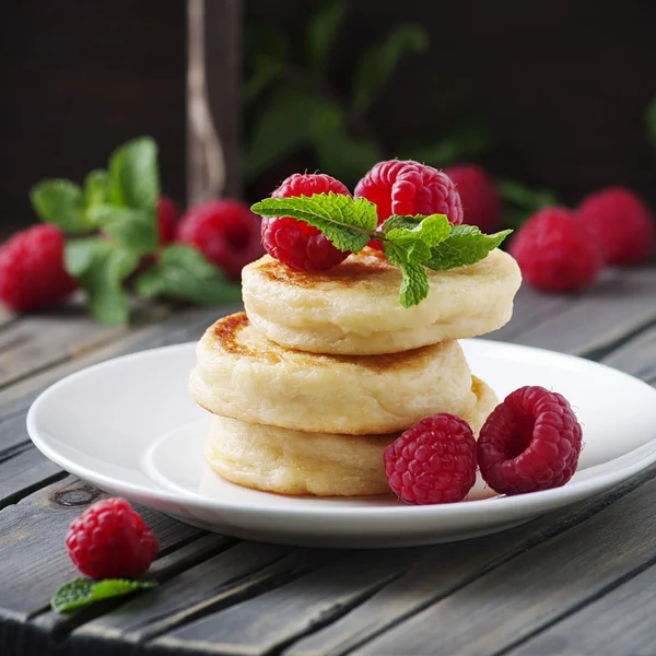 Cottage cheese pancakes — Stock Photo, Image