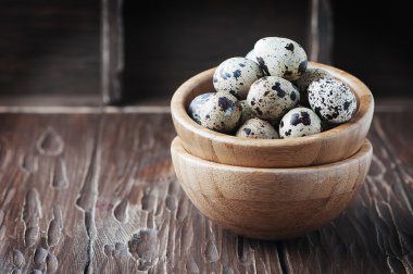 çiğ bıldırcın yumurtası