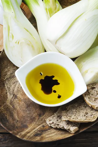 Fresh fennel and olive oil