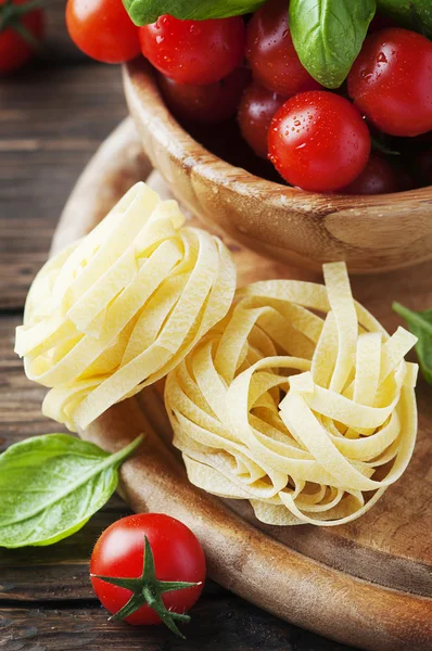 Comida italiana com massas — Fotografia de Stock