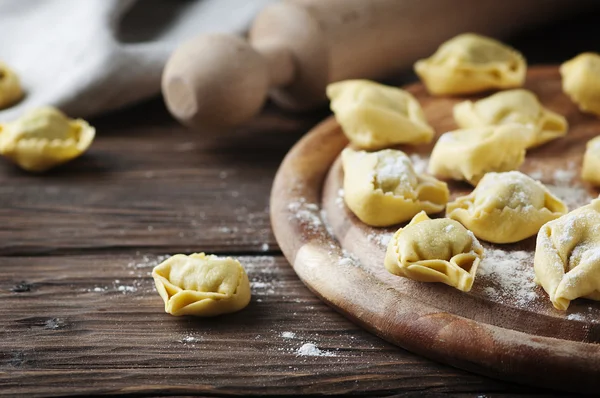 Tortellini tradicional italiano — Fotografia de Stock