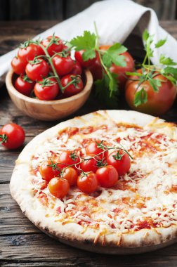 İtalyan pizza margherita