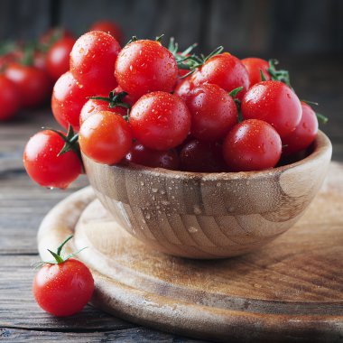 Taze kırmızı domatesler 