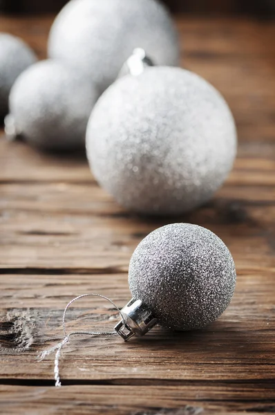 Bolas de prata de Natal — Fotografia de Stock
