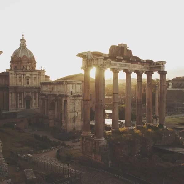 Foro Romano durante el amanecer —  Fotos de Stock