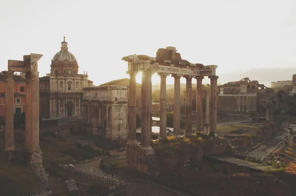 Foro Romano durante el amanecer —  Fotos de Stock