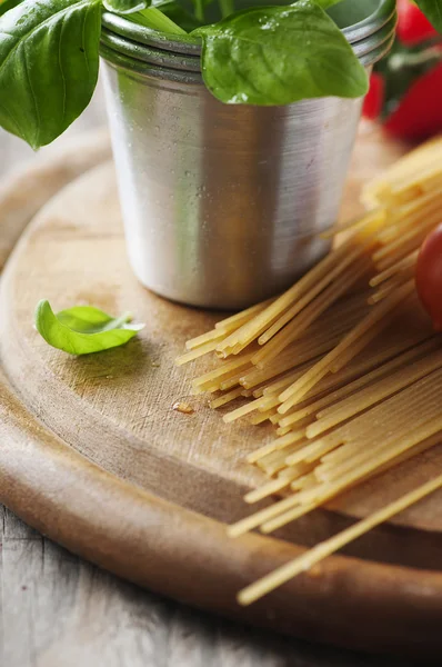 Comida italiana com massas — Fotografia de Stock