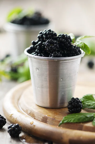 Sweet fresh blackberries — Stock Photo, Image