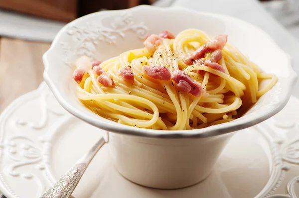 Tasty Spaghetti carbonara — Stock Photo, Image