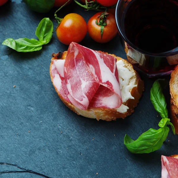Antipasto tradizionale italiano — Foto Stock