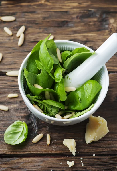 Traditionell italiensk pesto — Stockfoto