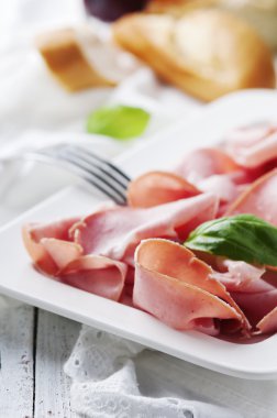 meze mortadella Bologna ile