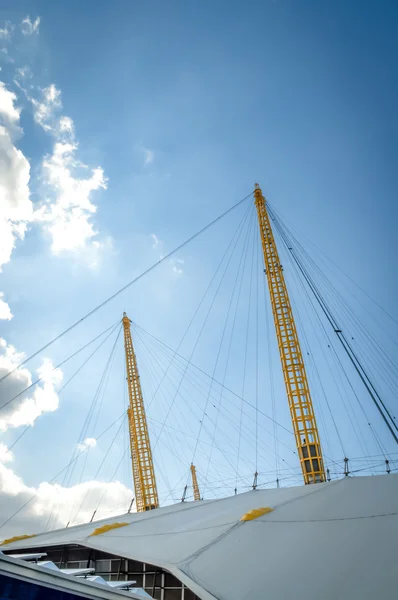 London May 2016 Metal Masts Holding Roof Arena Suspension Cables — Stock Photo, Image