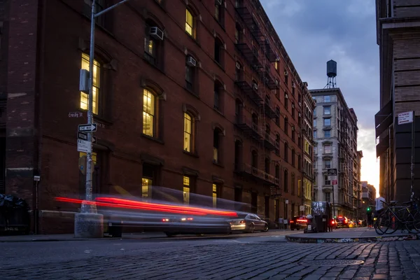 Ruhige Straße Soho New York Usa Mit Leichten Spuren Vorbeifahrender — Stockfoto