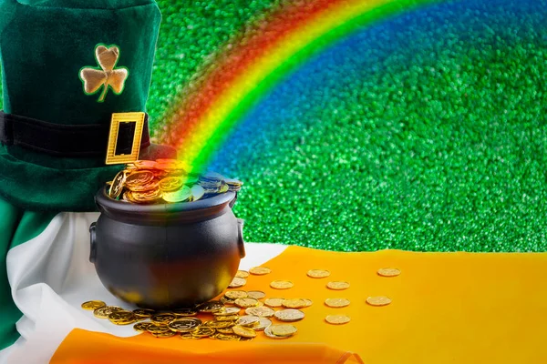 Мартовский Мем Ирландский Национальный День Концепция Happy Patrick Зеленой Лепреконовой — стоковое фото
