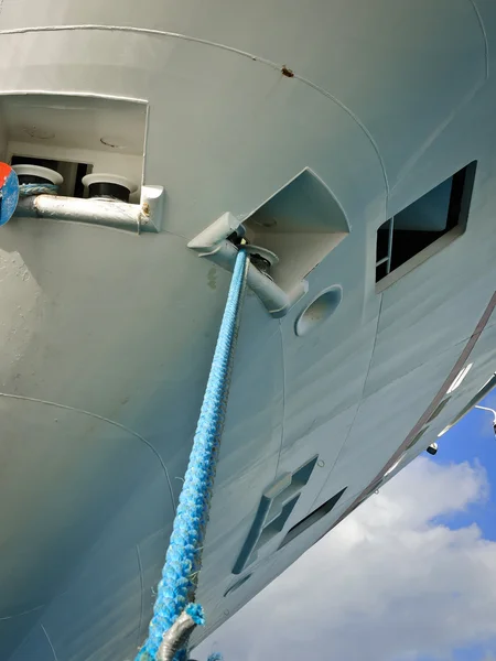 The hull of a cruise ship — Stock Photo, Image