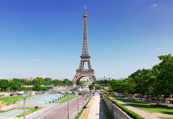 Torre Eiffel e paesaggio urbano di Parigi — Foto Stock