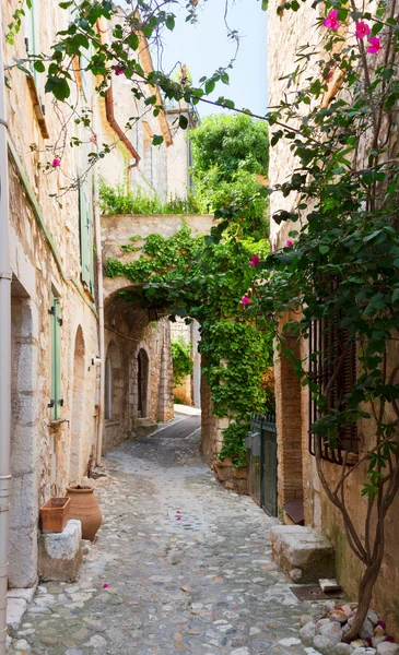 Bellissimo centro storico della Provenza — Foto Stock