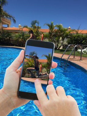 havuza atlama çocuğun fotoğraf yapma