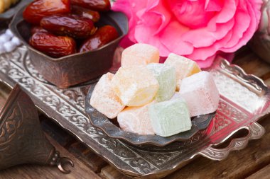 Topaklar Lokum veya Türk lokumu