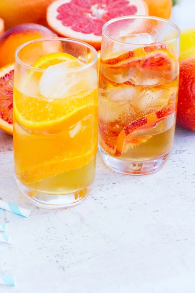 Bebidas cítricas de verano — Foto de Stock