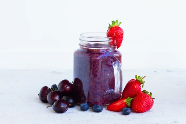 Fresh smoothy berry drink — Stock Photo, Image