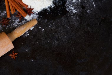 siyah fırın malzemeleri