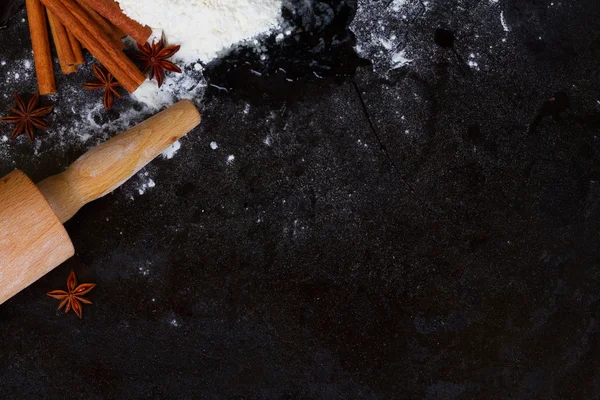 siyah fırın malzemeleri