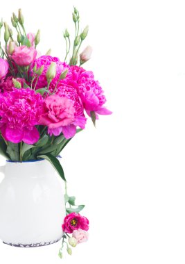 Parlak pembe çiçekler Şakayık ve eustoma