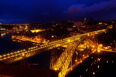 Geceleri, Portekiz eski porto