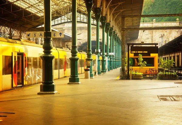 Bahnhof, porto, portugal — Stockfoto