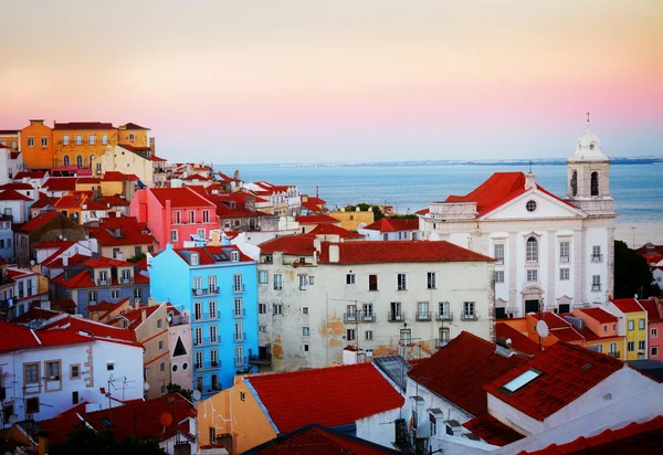 Pemandangan Alfama, Lisbon, Portugal — Stok Foto