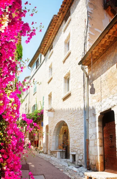 Hermoso casco antiguo de Provenza —  Fotos de Stock