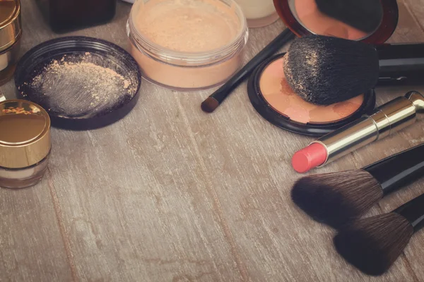Maquillaje básico —  Fotos de Stock