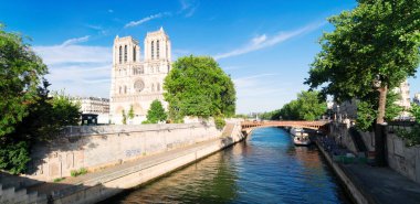 Notre Dame Katedrali, Paris Fransa