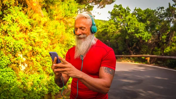 Senior macht Sport Stockfoto