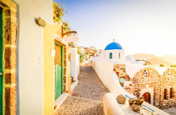 Oia, village grec traditionnel — Photo