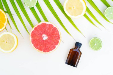 Citrus meyveli C vitamini serumu yağlı güzellik bakımı