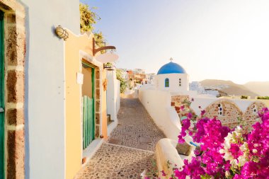 Oia, geleneksel Yunan köyü.