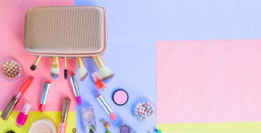 Renkli makyaj sahnesi