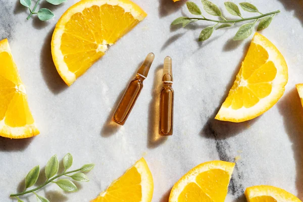 Cítricos vitamina c aceite sérico cuidado de belleza —  Fotos de Stock