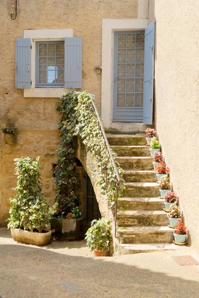 Belle vieille ville de Provence — Photo